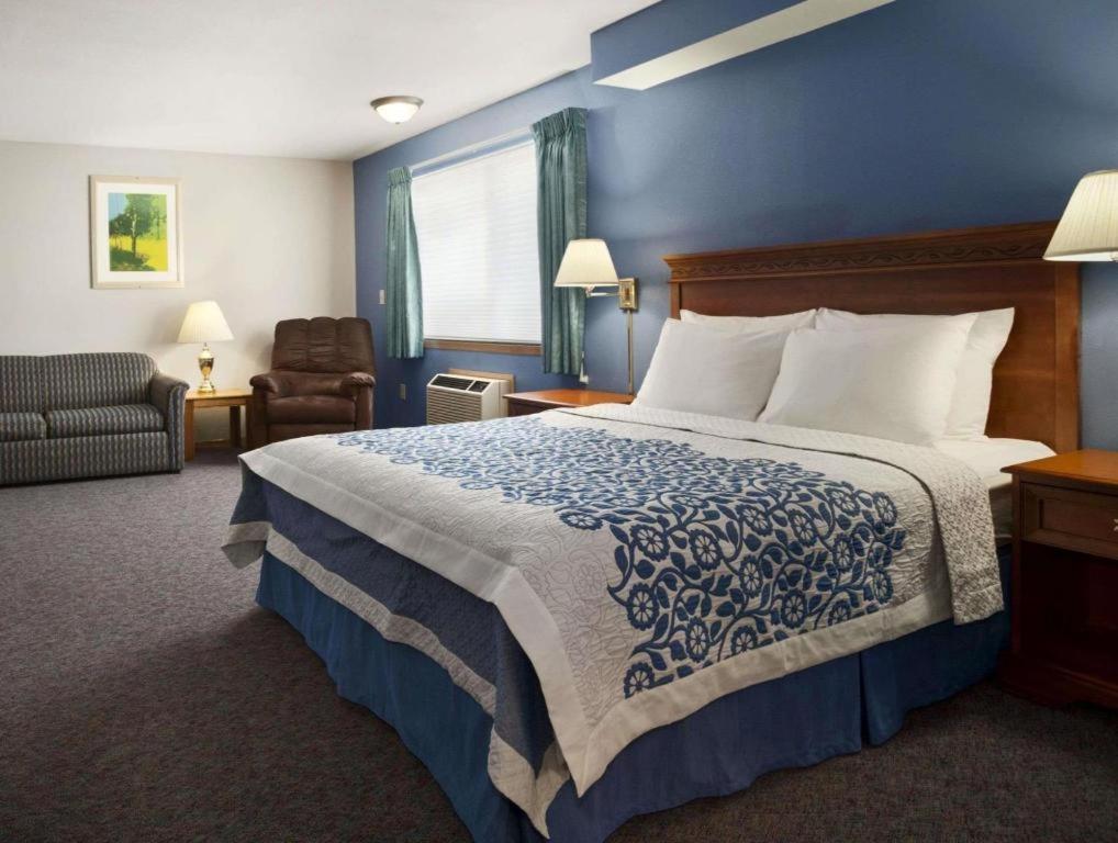 Days Inn By Wyndham Lacey Olympia Area Kültér fotó