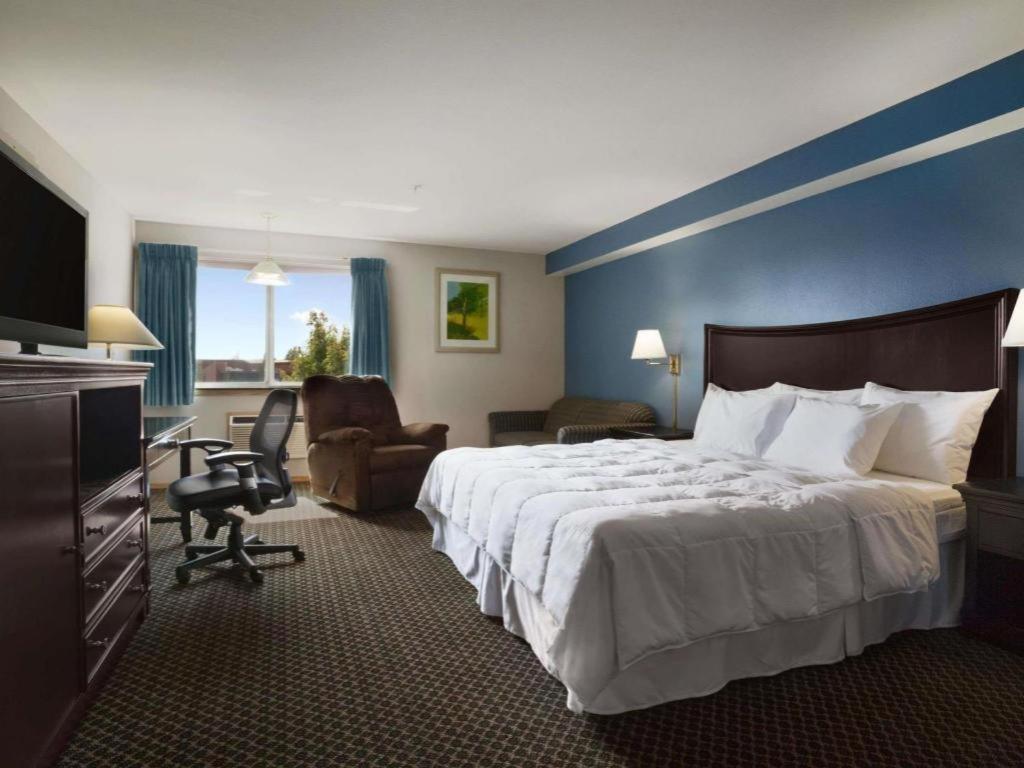 Days Inn By Wyndham Lacey Olympia Area Kültér fotó